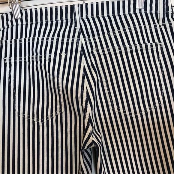Current Elliott Pant Size 29 The Cropped Lexton Blue White Stripe Zipper Hemline - Picture 6 of 10